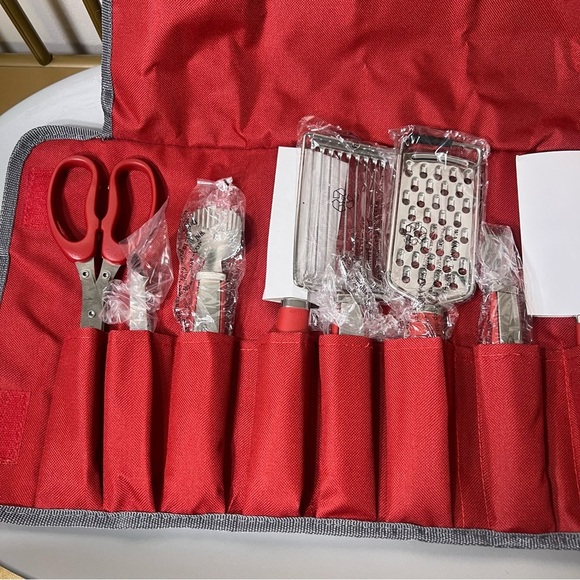 NWT Wolfgang puck 12 piece garnishing Cookware Set - Picture 4 of 8